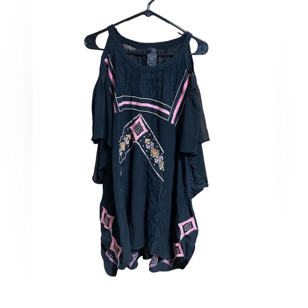 2/$20 Free People New Romantics Black Sheer Embroidered Tunic Top Size Large